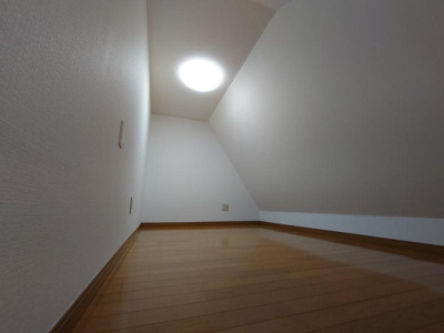 【内装】 | ピ・パァルゥ博多 | 別号室の写真になります。現況優先。