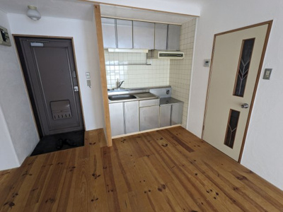 【玄関】 | フォレスト | 別号室の写真になります。現況優先。