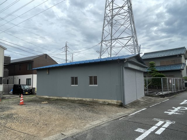 丸内倉庫の駐車場