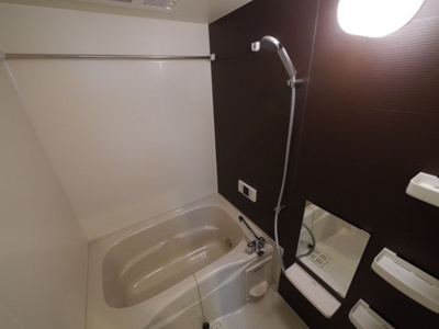 【浴室】 | Ameri HAKATA | 別号室の写真になります。現況優先。