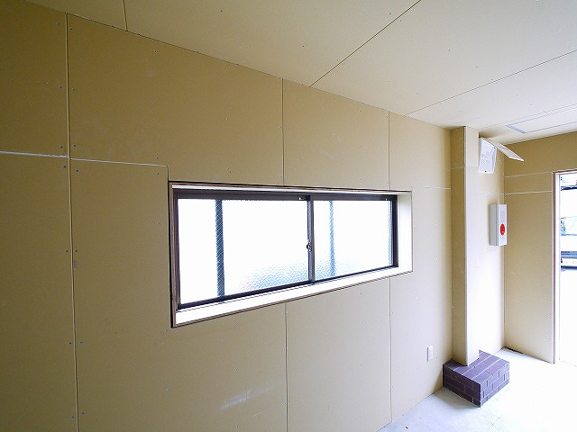 生駒市山崎新町テナントビルの内装