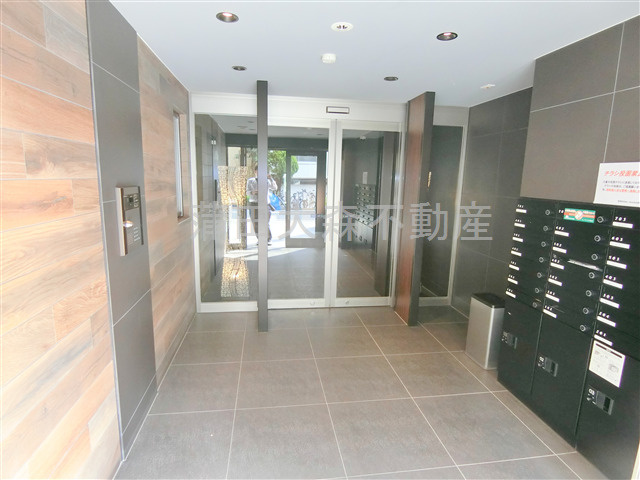 スパシエ蒲田エセンザのエントランス|防犯カメラTVモニター付オートロック　エントランス　