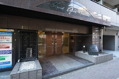 【エントランス】 | グランド・ガーラ笹塚