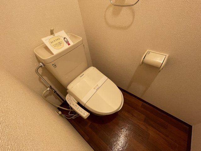 ミレニアムハイツのトイレ|別号室の参考写真です