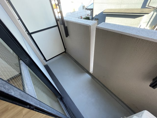 ミレニアムハイツのバルコニー|別号室の参考写真です