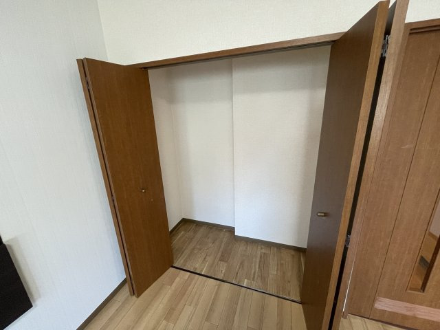 ミレニアムハイツの収納|別号室の参考写真です