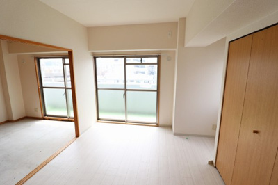 【寝室】 | ハイツユートピア