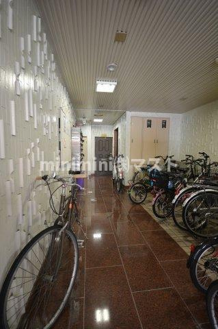 エクラ難波南のロビー