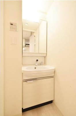 【独立洗面台】 | アドバンス大阪セレーノ | 洗面所です