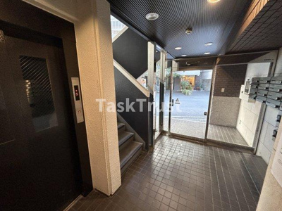 【ロビー】 | 同心サワダハイツ