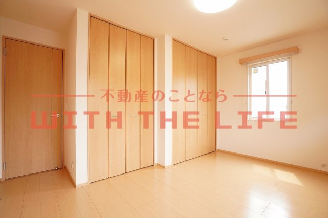 トレフルブラン【キャッシュバック対象物件】の洋室|使い勝手のいい洋室です