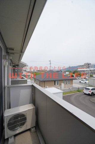 トレフルブラン【キャッシュバック対象物件】のバルコニー|外からの目が気にならないバルコニーで洗濯物が干せます