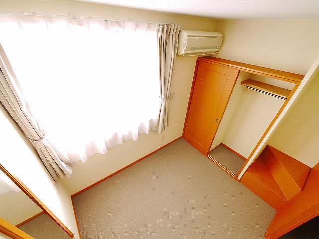 レオパレスセドナの洋室|個人の部屋や寝室として使える洋室です