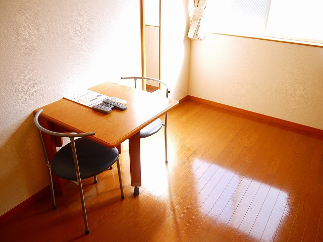 レオパレスセドナの居間・リビング|居間です