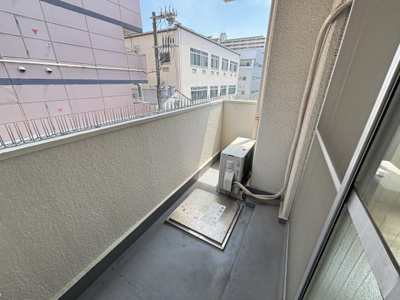 【バルコニー】 | 北池ビル