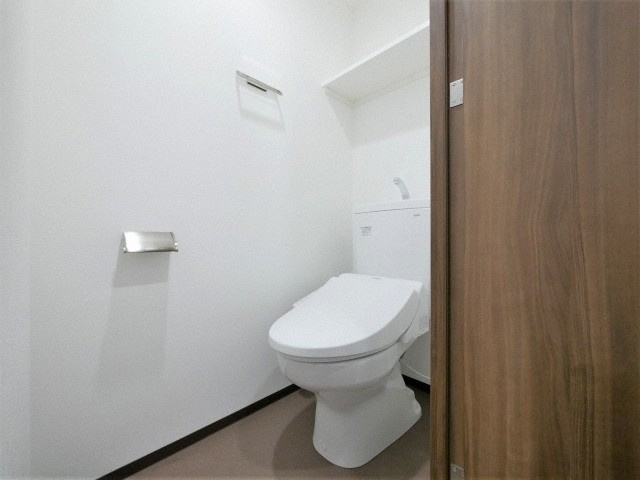 Y&Rino Residenceのトイレ