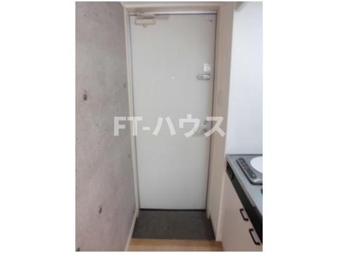 アルカンシェル薬園台の玄関