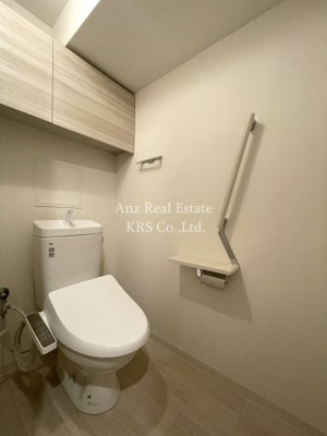 【トイレ】 | プラシーデンス淡路町 | 落ち着いた色調のトイレです