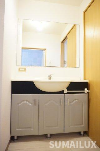 ライフヴィレッジ田迎Ⅰの独立洗面台