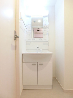【洗面所】 | リブリ・竹島 | コンパクトで使いやすい洗面所