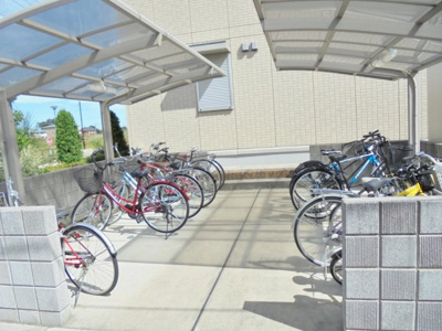 【その他共用部分】 | フローラルＢ | 駐輪場