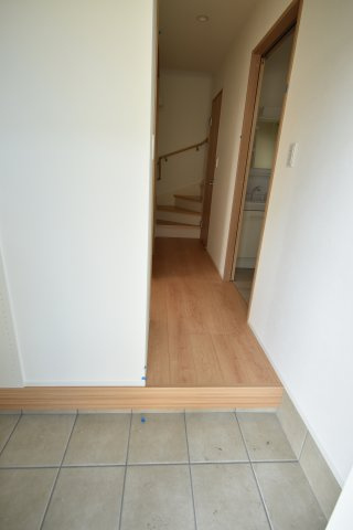 【玄関】 | 川田町一戸建て