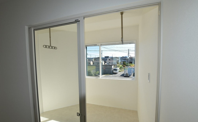 【バルコニー】 | ルルーディア益野町④1号棟 | 築1年経っているので新築ではないですが、未入居のデザイン性の高い戸建です。