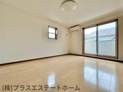 【居間・リビング】 | ラ・ルーチェ須磨本町「須磨寺」駅 徒歩3分