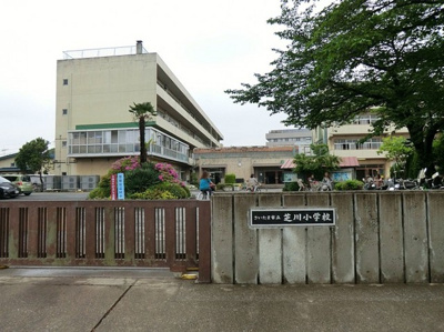 さいたま市立芝川小学校まで350ｍ
