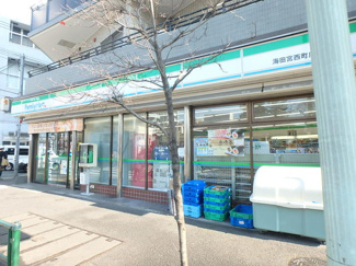 ファミリーマート海田宮西町店まで110ｍ