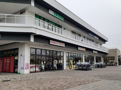 スーパー
