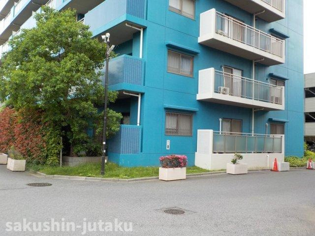グリーンハイツ八千代　1階部分の外観|グリーンハイツ八千代　八番館　１階　