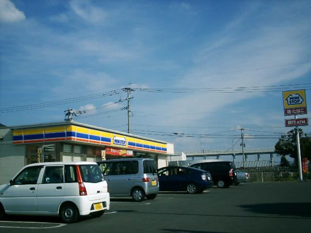 ヴィラ　ビアンカの周辺|ミニストップまで1,000ｍ