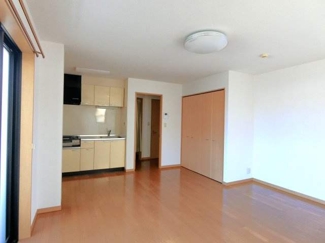 ブランドールの洋室