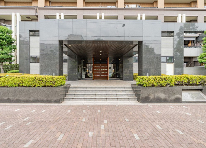 ジースクエアのエントランス