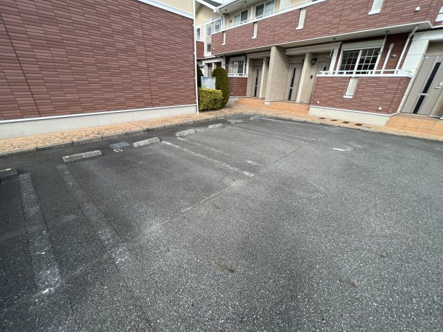 クレイン　フィールドⅠの駐車場