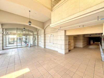 【エントランス】 | レイディアントシティ戸塚 | 高級感があります