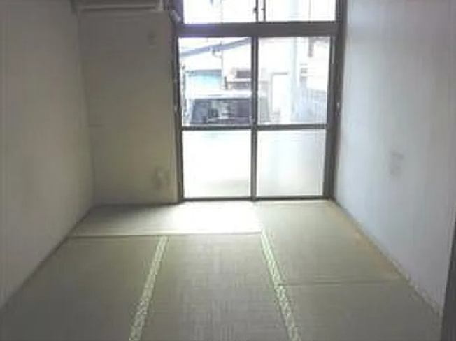 【寝室】