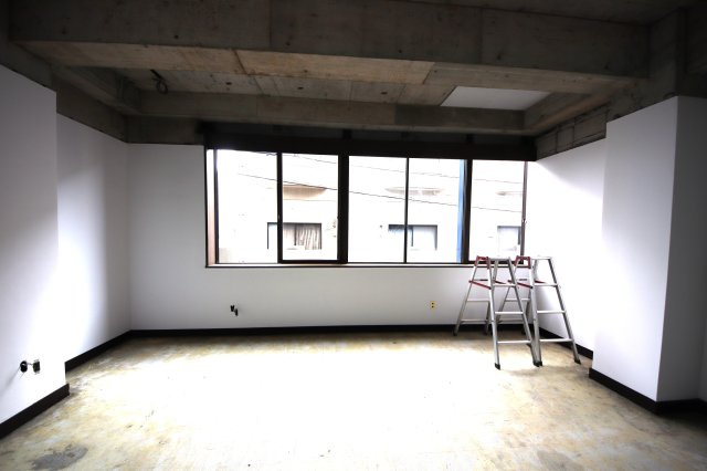 【内装】 | 本町清田ビル | きれいな内装です