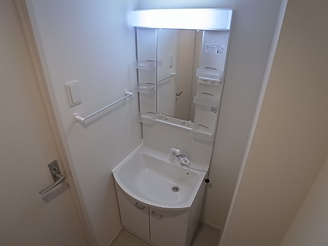 神戸市兵庫区芦原通６丁目の賃貸マンションの洗面所