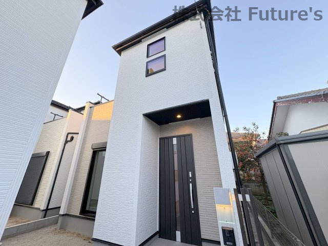 吉川市平沼1丁目　新築戸建　全3棟　3号棟の外観|吉川駅徒歩11分で通勤・通学に便利な立地