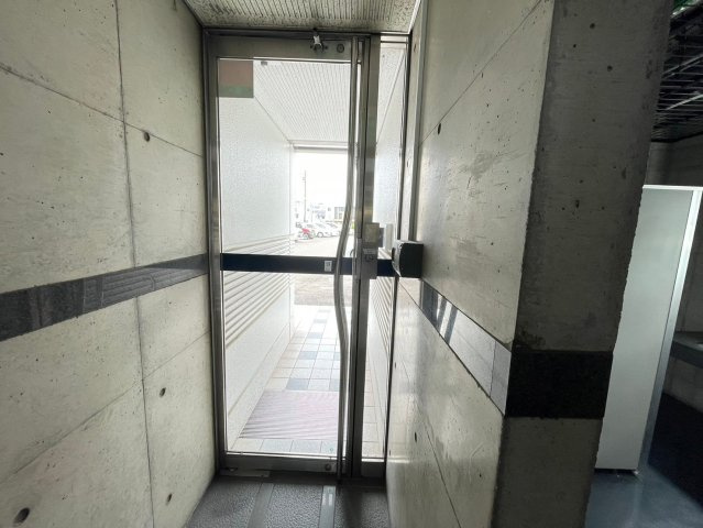 INOビルのバルコニー