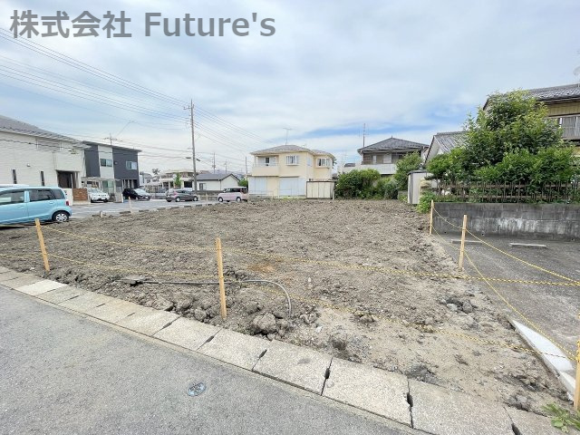 吉川市平沼1丁目・新築戸建・全3棟・2号棟の外観|現地の写真になります。