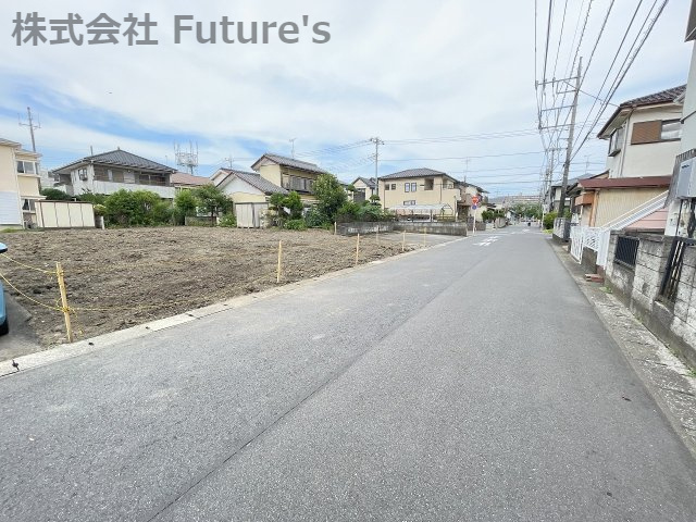 吉川市平沼1丁目・新築戸建・全3棟・2号棟の前面道路含む現地写真|前面道路含む現地写真です。