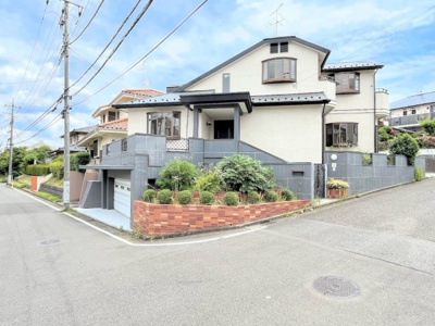 【外観】 | ◇◆十日市場町中古住宅◆◇ | ◆一戸建てを中心とした街並みが整然と続き、周辺は高い建物が建っていないので、緑の多い閑静な趣を感じる環境です。街並みや周辺環境も重要なポイントです！！