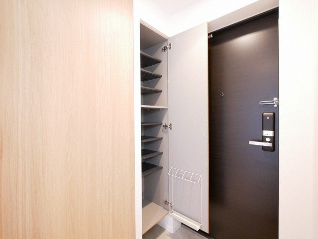 エスリード松屋町グレイスの収納