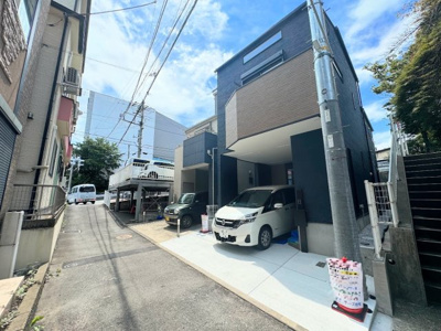 【外観】 | ◆◇長津田6丁目　新築戸建て◇◆ | ◆一戸建てを中心とした街並みが整然と続き、周辺は高い建物が建っていないので、緑の多い閑静な趣を感じる環境です。街並みや周辺環境も重要なポイントです！！