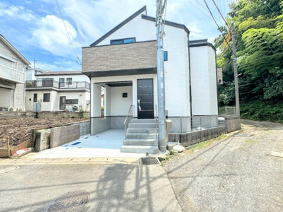 【外観】 | ◆◇中山6丁目　新築戸建て◇◆ | ◆前面道路も幅員があり車の運転も安心！前面道路は閑静な住宅地。車通りの少ない道路です。お子様にも安心です。