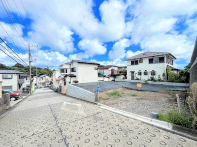 【周辺】 | ◆◇汲沢4丁目　建築条件付き土地◇◆ | ◆爽やかな青空の下に贅沢なほどに降り注ぐ陽光、豊かな居住性と、クオリティが見事に調和した住空間は、住まうことの喜びを感じさせてくれます。ゆとりある広い敷地で開放的なお住まいです。