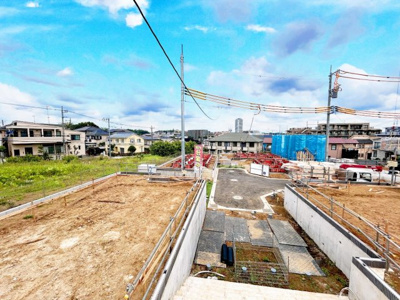 【外観】 | ◆横浜市緑区いぶき野新築N号棟◆ | ◆爽やかな青空の下に贅沢なほどに降り注ぐ陽光、豊かな居住性と、クオリティが見事に調和した住空間は、住まうことの喜びを感じさせてくれます。ゆとりある広い敷地で開放的なお住まいです。